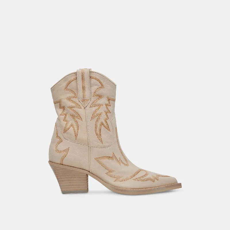 RUNA BOOTS SAND NUBUCK