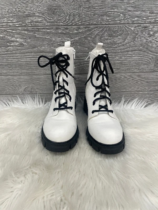 Boots Combat By Mia In White, Size: 10