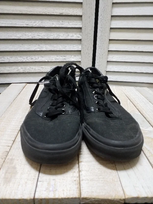 Shoes Sneakers By Vans  Size: 8