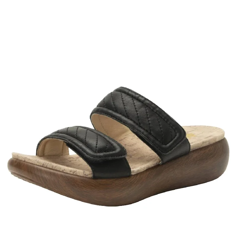 Women's Brayah Rocker Sandal In Black Two - Tone Shoe Design  